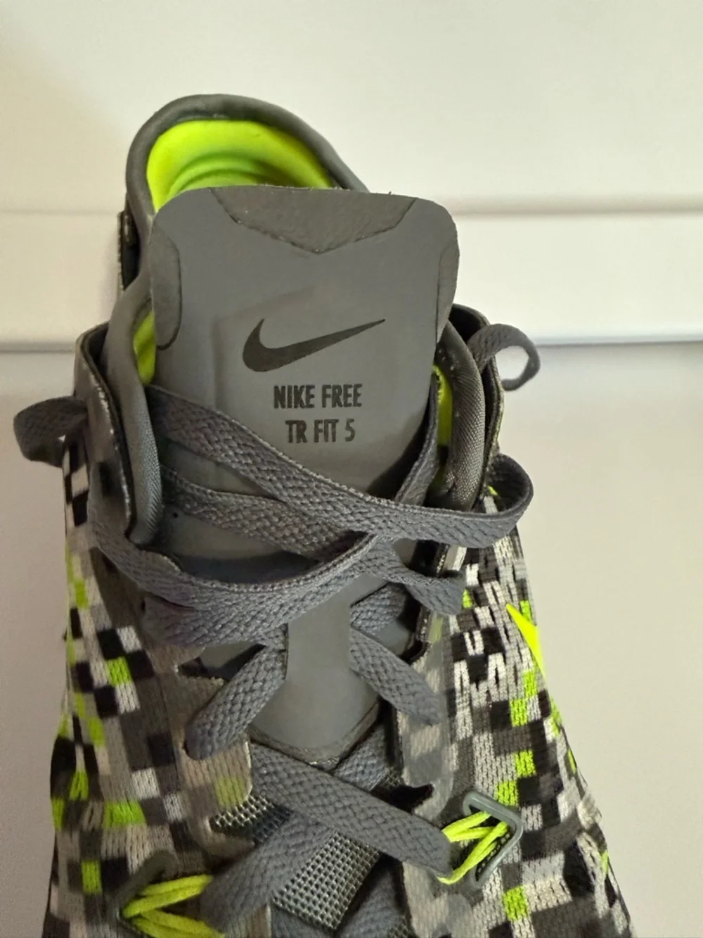 Nike Free 5.0 TR Fit 5 Women's Mesh Volt Size 11